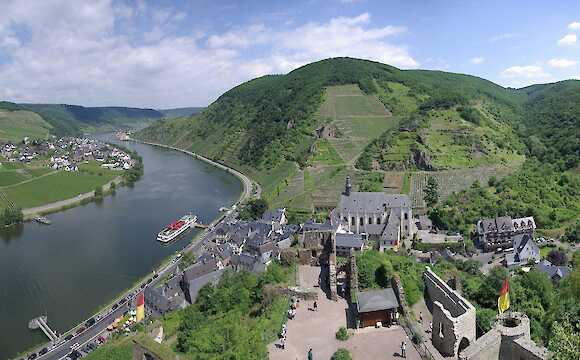 German Wine Country along the Saar & Mosel Rivers