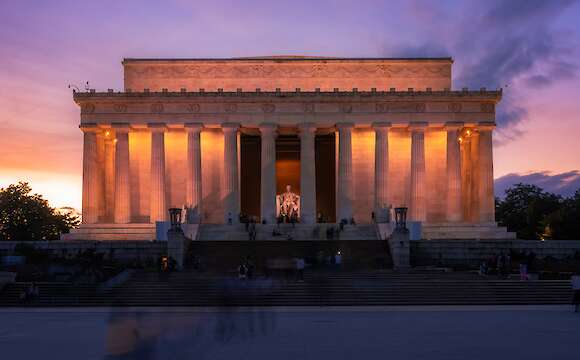 Washington DC Monuments at Night Bike Tour