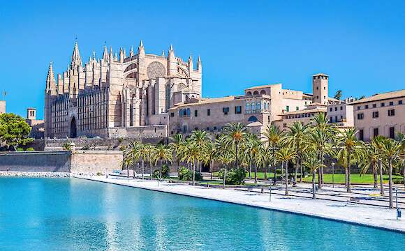 Discover Palma de Mallorca Bike Tour